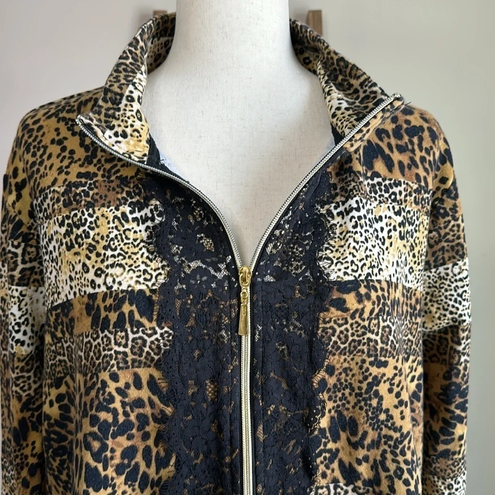 Bundle of Two Onque Casual Zip Up Tops Animal Print and Red Size 2X in GUC - Picture 4 of 17